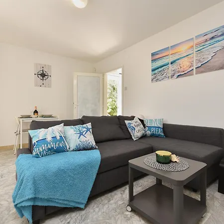 Vlasta 1410 Apartman